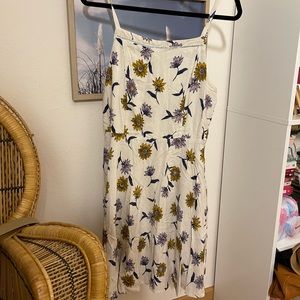 Floral white old navy dress